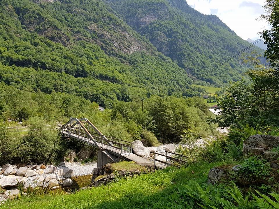 ホテルRistorante Garni Lavizzara Sornico エクステリア 写真